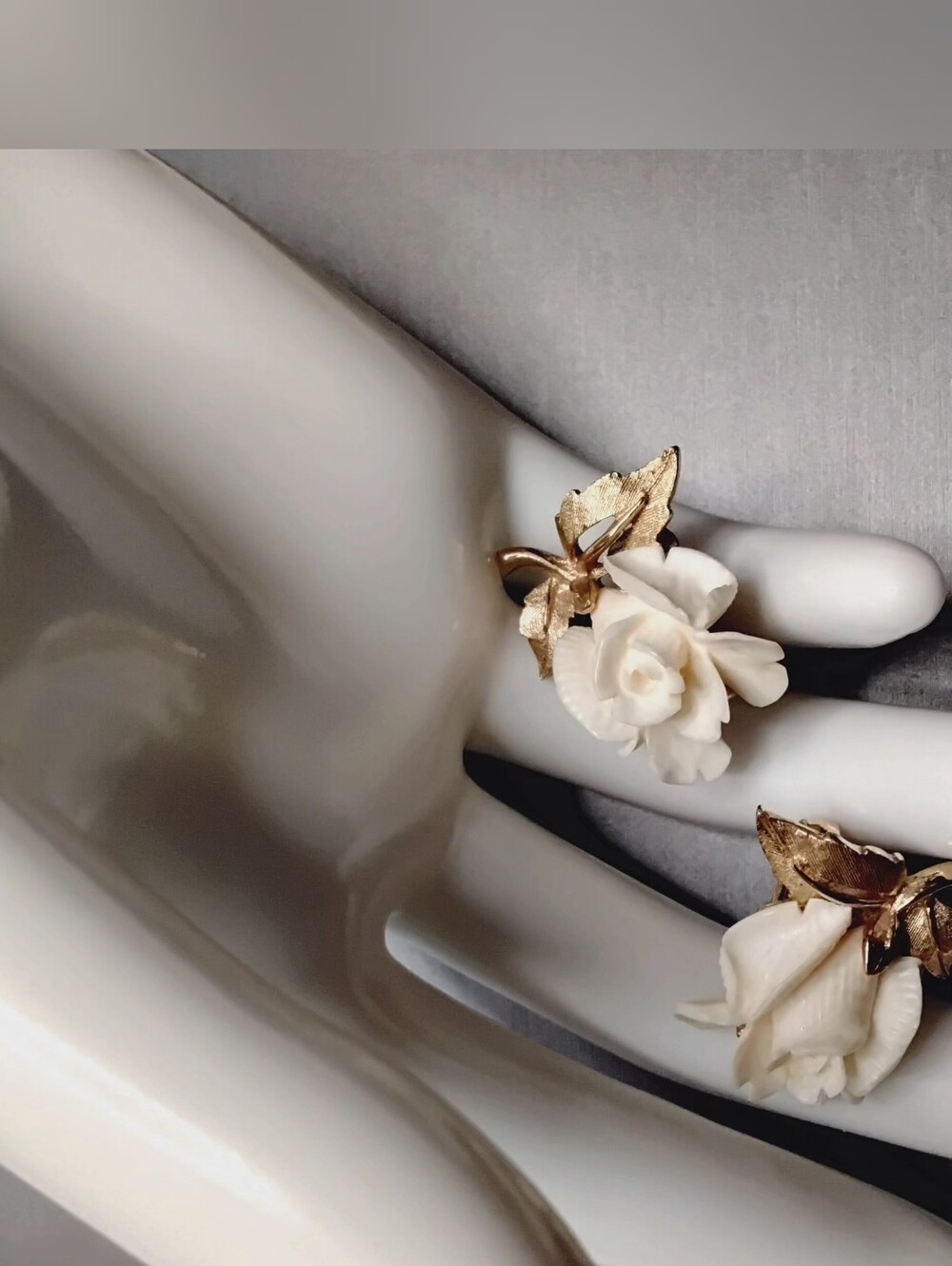 Vintage Marcel Boucher White Rose Clip-on Earrings - Excellent Used Condition